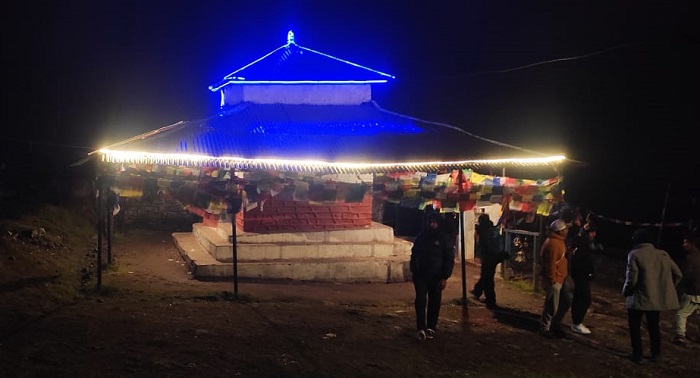 धार्मिक एवम् पर्यटकीयस्थल गोसाईकुण्डमा पहिलो पटक पुग्यो राष्ट्रिय ग्रिडको बिजुली